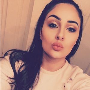 Meet your Posher, Evoun