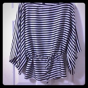 Chaos Kimono tunic. Size large.
