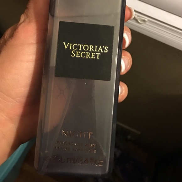 Victoria secret night body spray