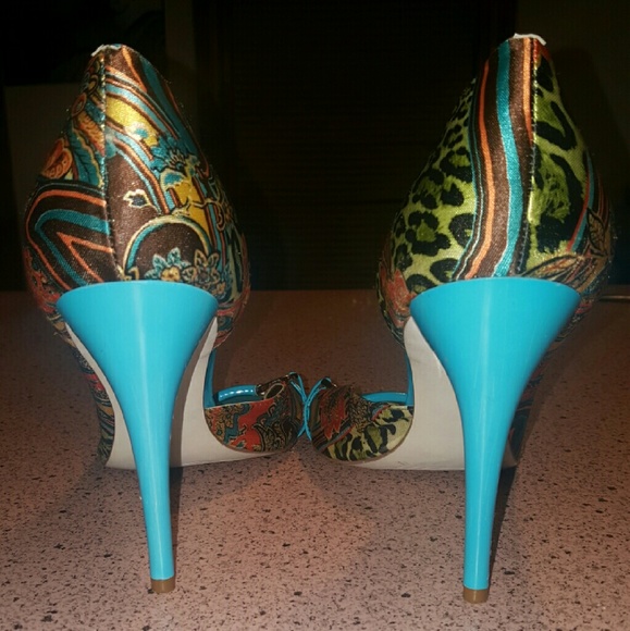Carlos Santana heels - Picture 2 of 4