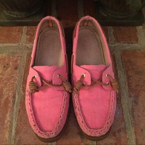Pink limited edition Sperry's