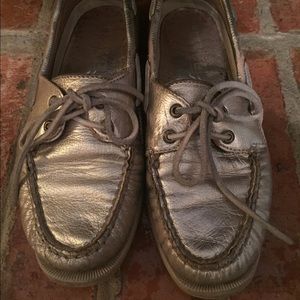 Gold Sperry's