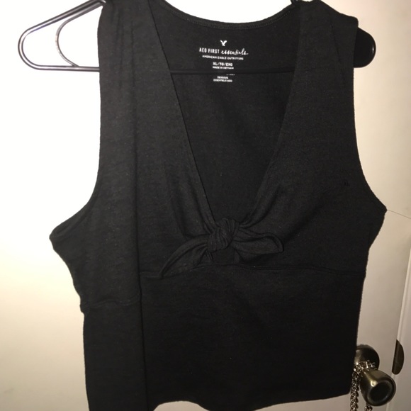 American eagle crop top