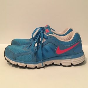 Nike Dual Fusion ST2 sneakers
