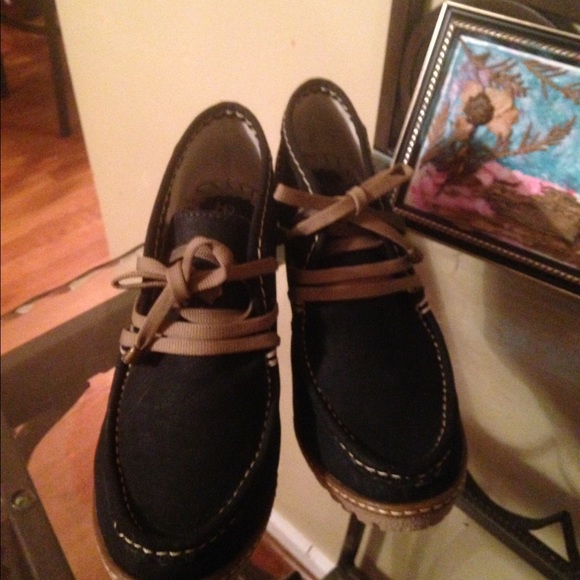 black shoes