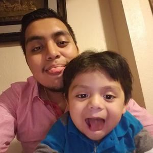 Meet your Posher, Luis