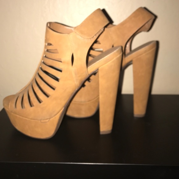 High hell pumps - Picture 4 of 4