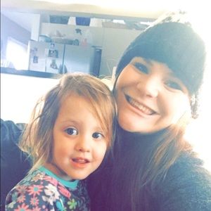 Meet your Posher, Abbey