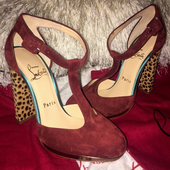 Christian Louboutin Suede calf hair pump 35