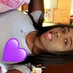 Meet your Posher, Tche