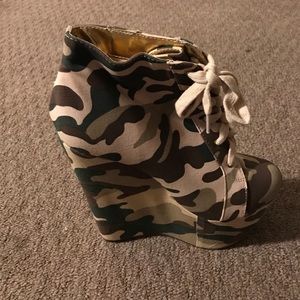 Ladies Shoes! New SOLD