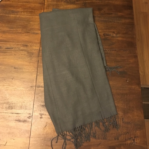Large Gray Blanket Scarf