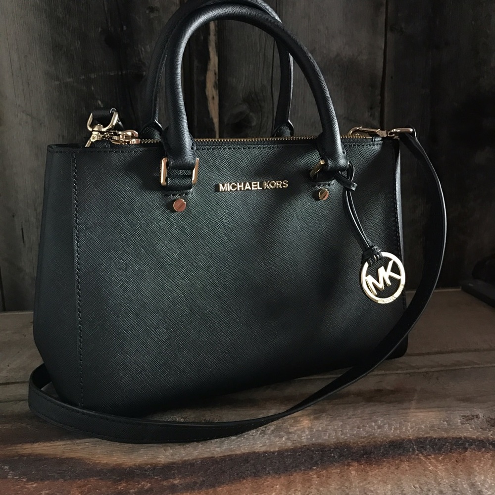 🖤SOLD 🖤 Michael Kors Black Sutton