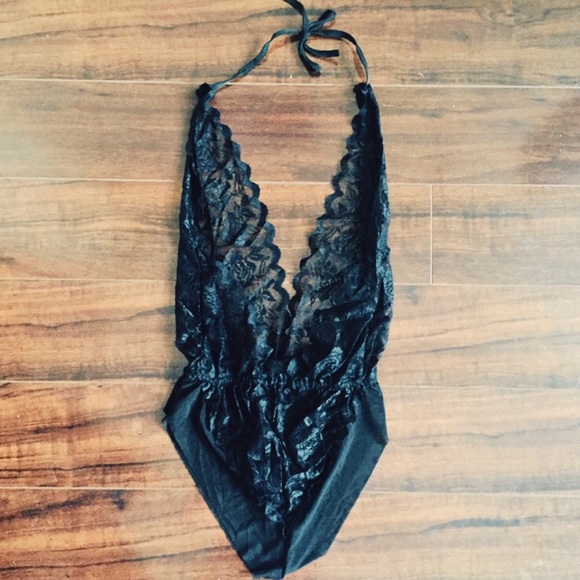 New Black Sheer Bodysuit Deep V Rose Lace - Picture 3 of 4