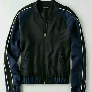 Nwt Bomber jacket American Eagle Size S women