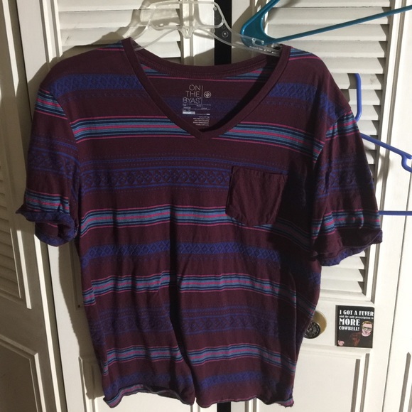 On The Byas V-Neck (Medium)