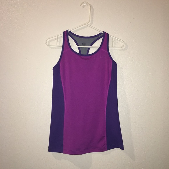 Nike Tops - MAJOR SALE! 🎉❤️🙌🏻 LOOK NOW! EVERYTHING MUST GO!