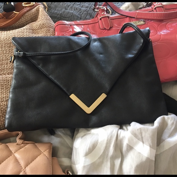 Black purse