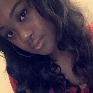 Meet your Posher, Charae