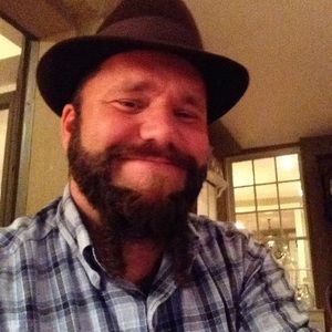 Meet your Posher, Bruce