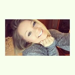 Meet your Posher, Carly