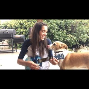 Meet your Posher, Julia