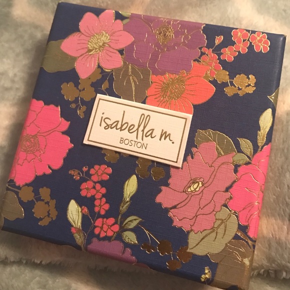 isabella m. music necklace