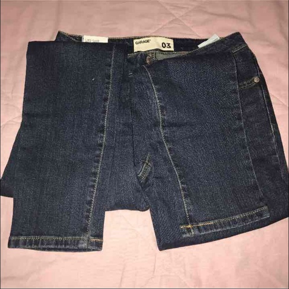 Jeans - Picture 2 of 3