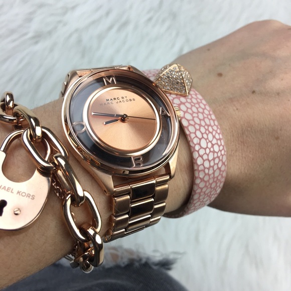 Marc Jacobs rose gold tether watch - Picture 2 of 7