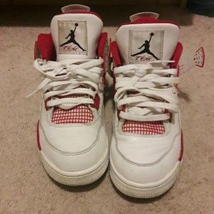 Alternate Jordan 4s !!!!