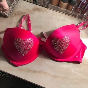 NEW!! Pink Bra