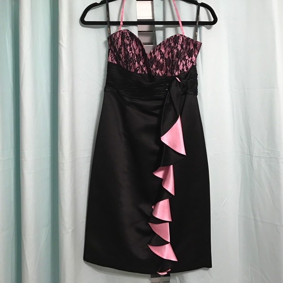 CLOSET SALE ⭐️ Betsey Johnson Evening Dress - Picture 7 of 7