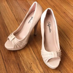 Leather Pink/Nude Pumps