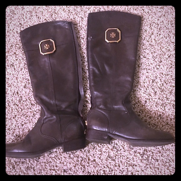 AUTH. TORY BURCH LAWRIE RIDING BOOT COCONUT USED