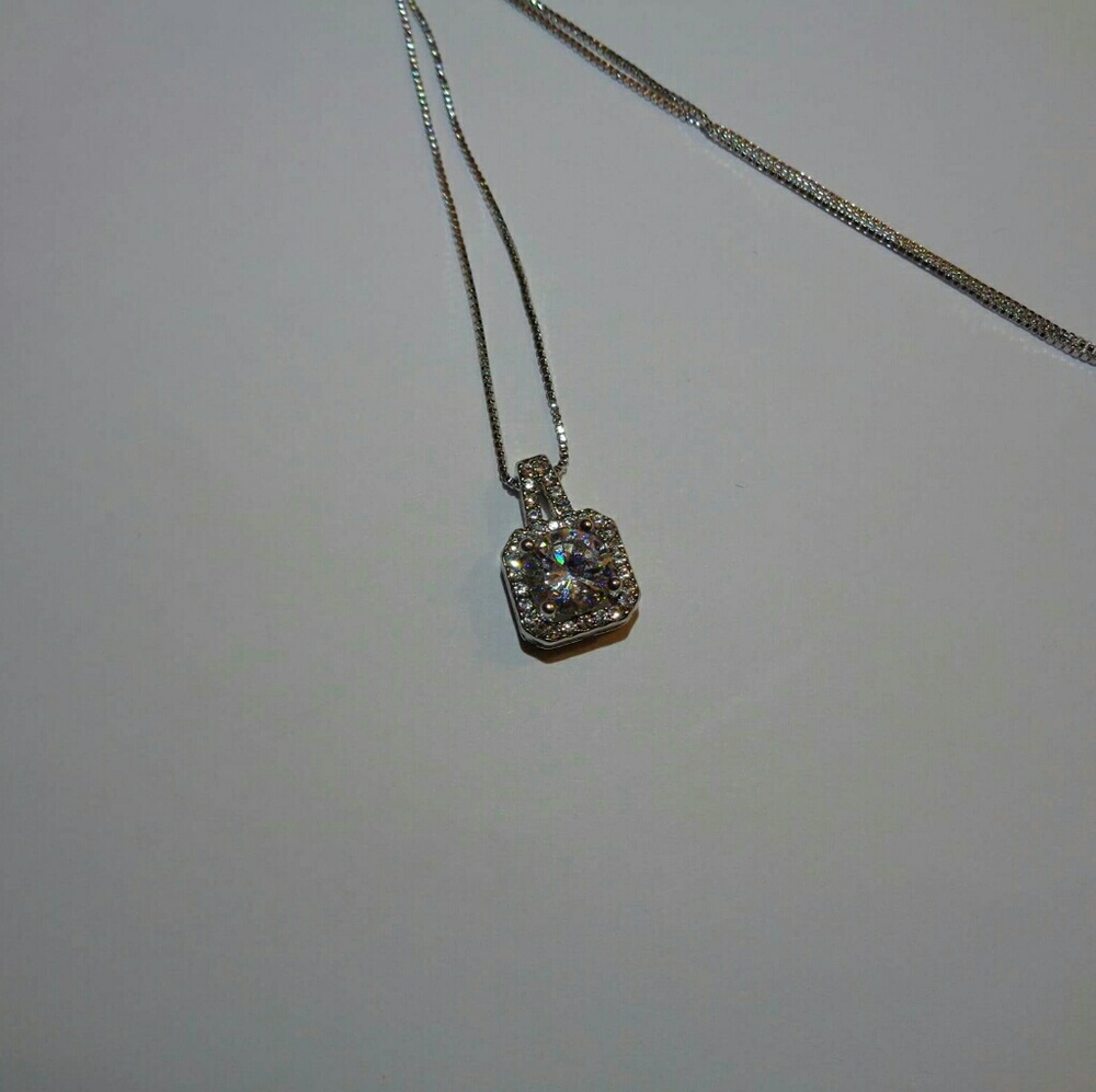 2ct Diamond Dainty Halo Pendant Bridal Necklace - Picture 5 of 7