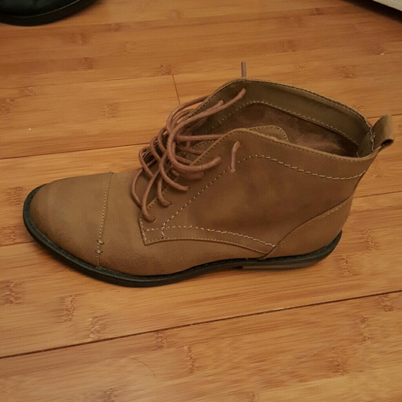 Ankle boots
