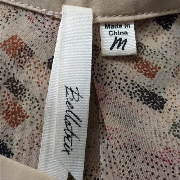 Pretty tan top - Picture 2 of 2