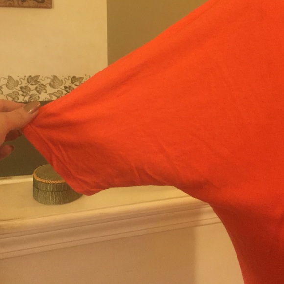 Old Navy, dolmen sleeve orange tee - Picture 3 of 4