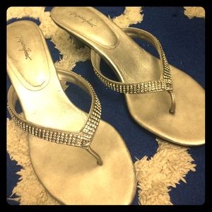 Women's size 9 Silver Heels