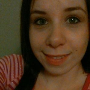 Meet your Posher, Carrie