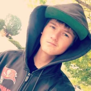 Meet your Posher, Dylan