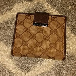 Gucci continental monogram wallet