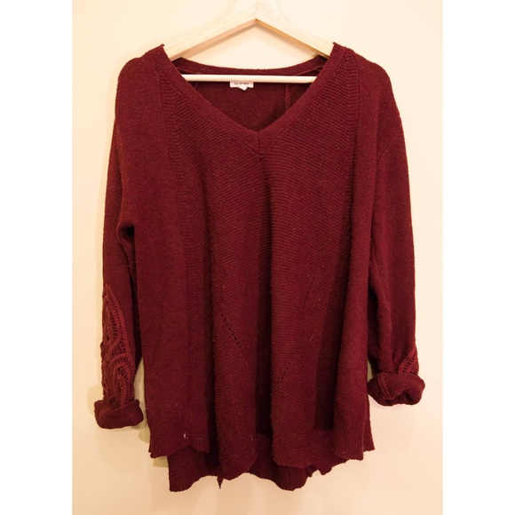 En Creme Sweaters - FALL 🍁 Lace Sleeve Sweater