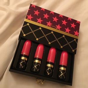MAC gift set of four lipsticks