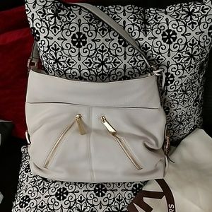Absolutely stunning Michael Kors hobo bag