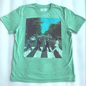 *SOLD* Old Navy Collectabilitees Tshirt Size XL