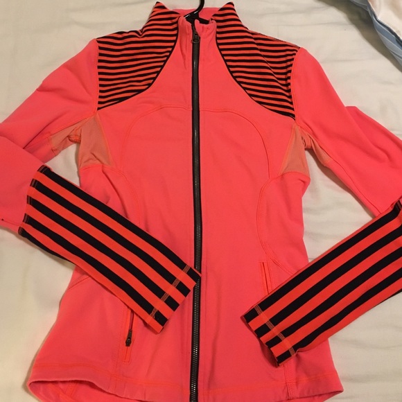 Lululemon zip up