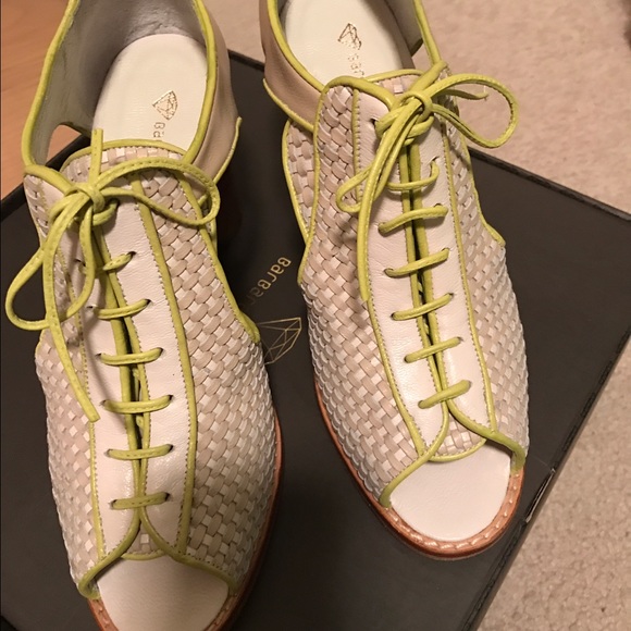 NWT Barbara Briones Shoes
