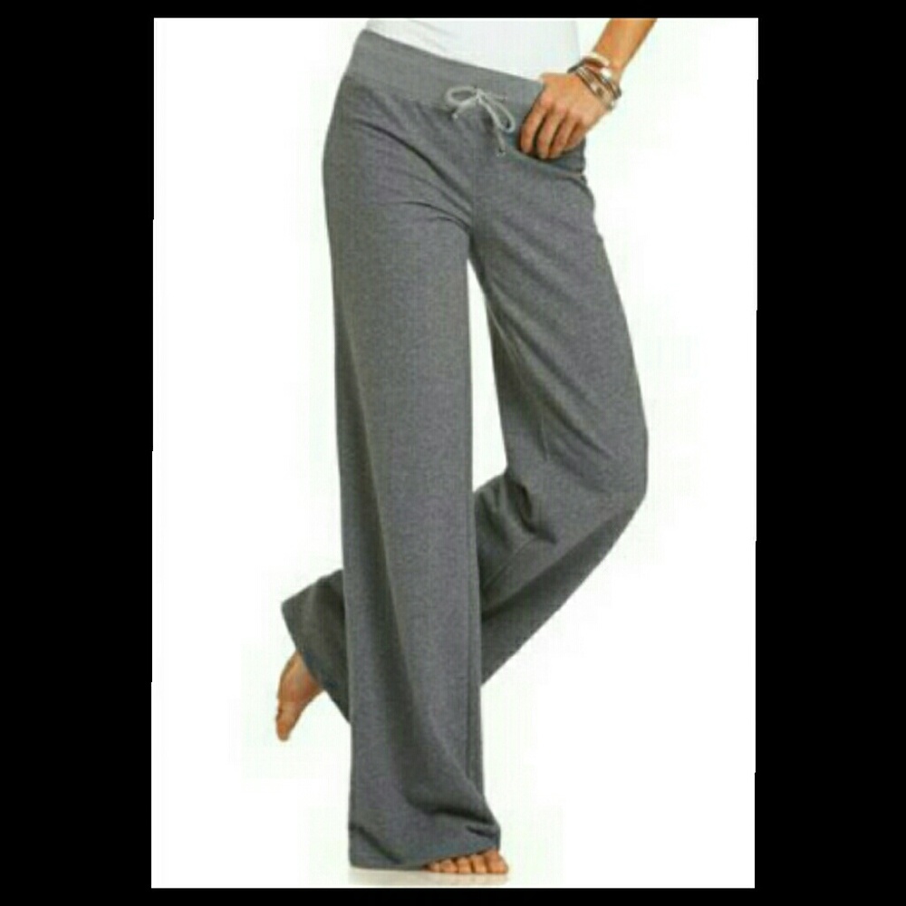 NWOT Gray, boot cut sweatpants, XS