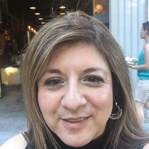 Meet your Posher, Isela